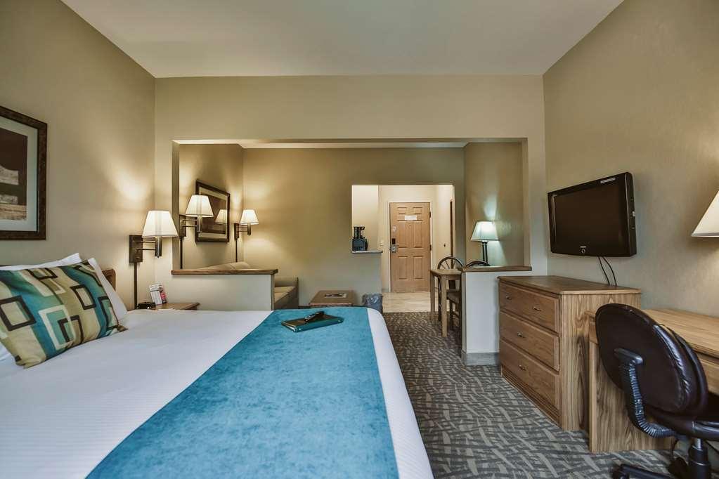 Everspring Suites Bismarck Ruang foto