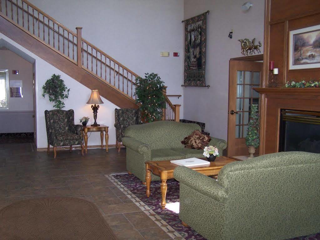 Everspring Suites Bismarck Bagian luar foto